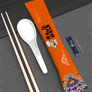 勺子旁边的一次性餐具筷子牙签包装贴图样机