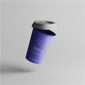 悬浮的打开杯盖的一次性咖啡杯贴图样机