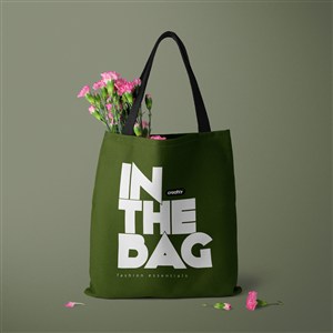 装了鲜花的绿色环保购物袋贴图样机