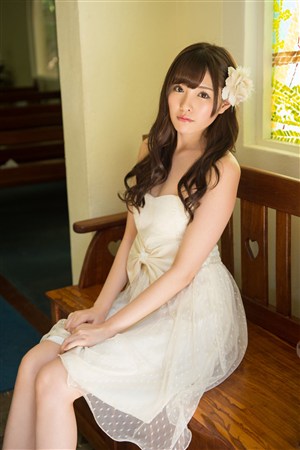 裹胸超短裙礼服日本美女性感mm图片