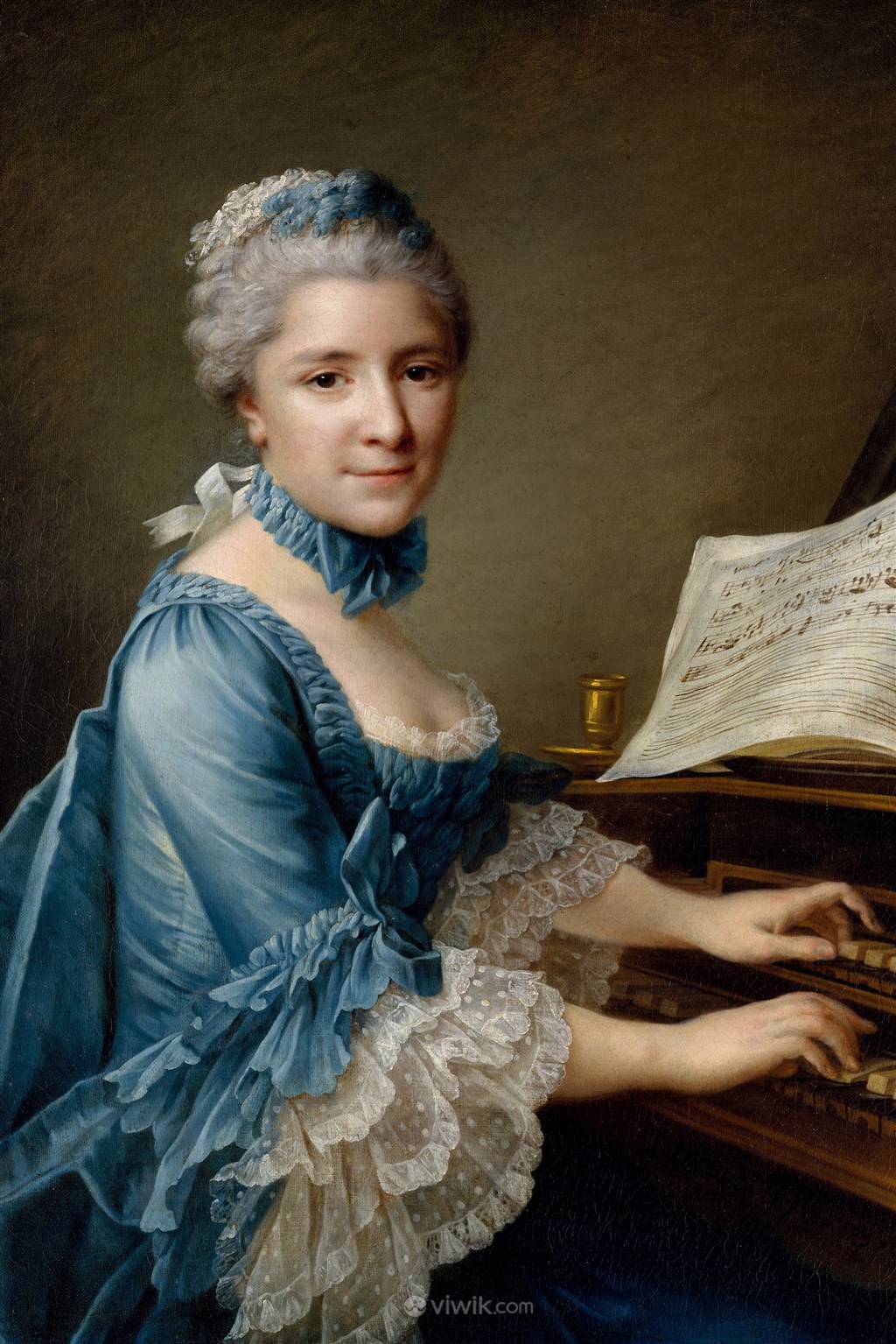 弹钢琴的中年妇女超高清人物油画作品图片