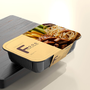 黑色木板上的食品包装盒贴图样机