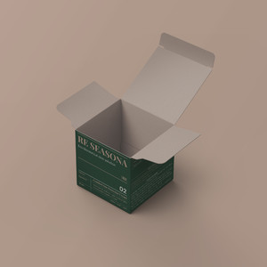 打开的方形纸盒包装盒贴图样机