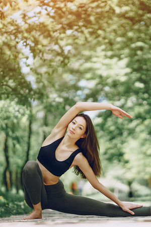 韩国性感紧身裤瑜伽美女图片高清