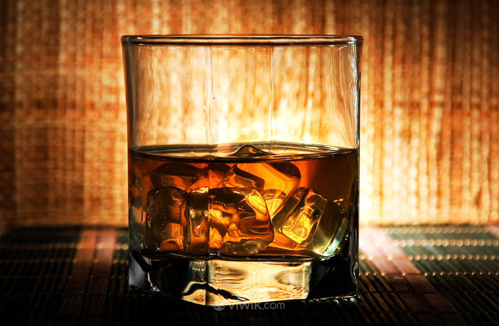 洋酒威士忌酒水高清图片