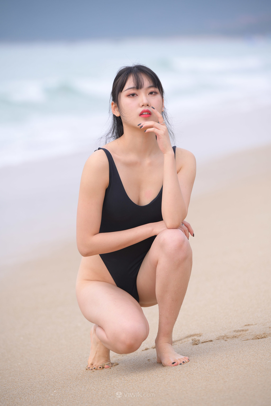 国产精品素颜系列沙滩泳装美女图片