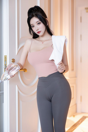 日韩无码瑜伽裤美女性感写真图片