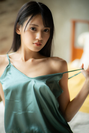 日本性感睡衣美女写真图片