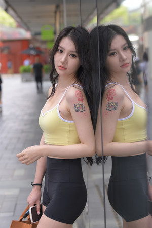 亚洲美女街拍图片