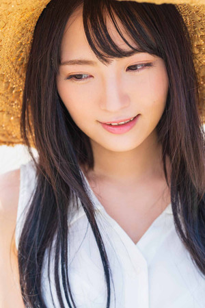 草帽日本美女真人头像女生图片